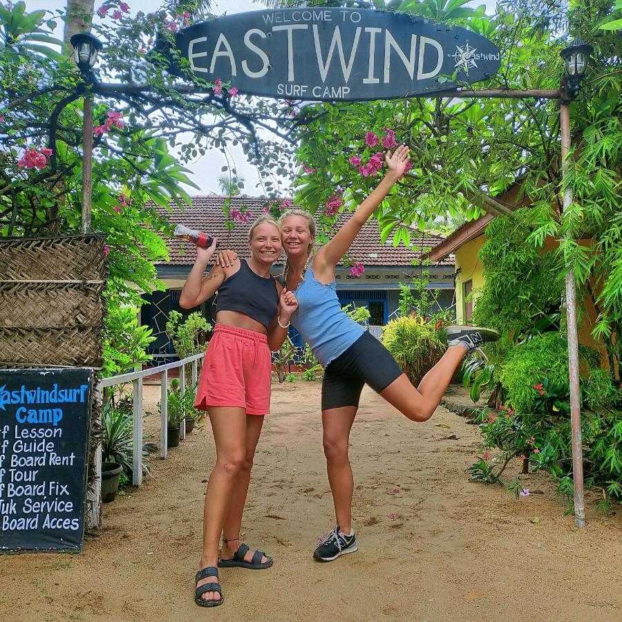 Eastwind Surf Camp Hotel อารูกัมเบย์ ภายนอก รูปภาพ