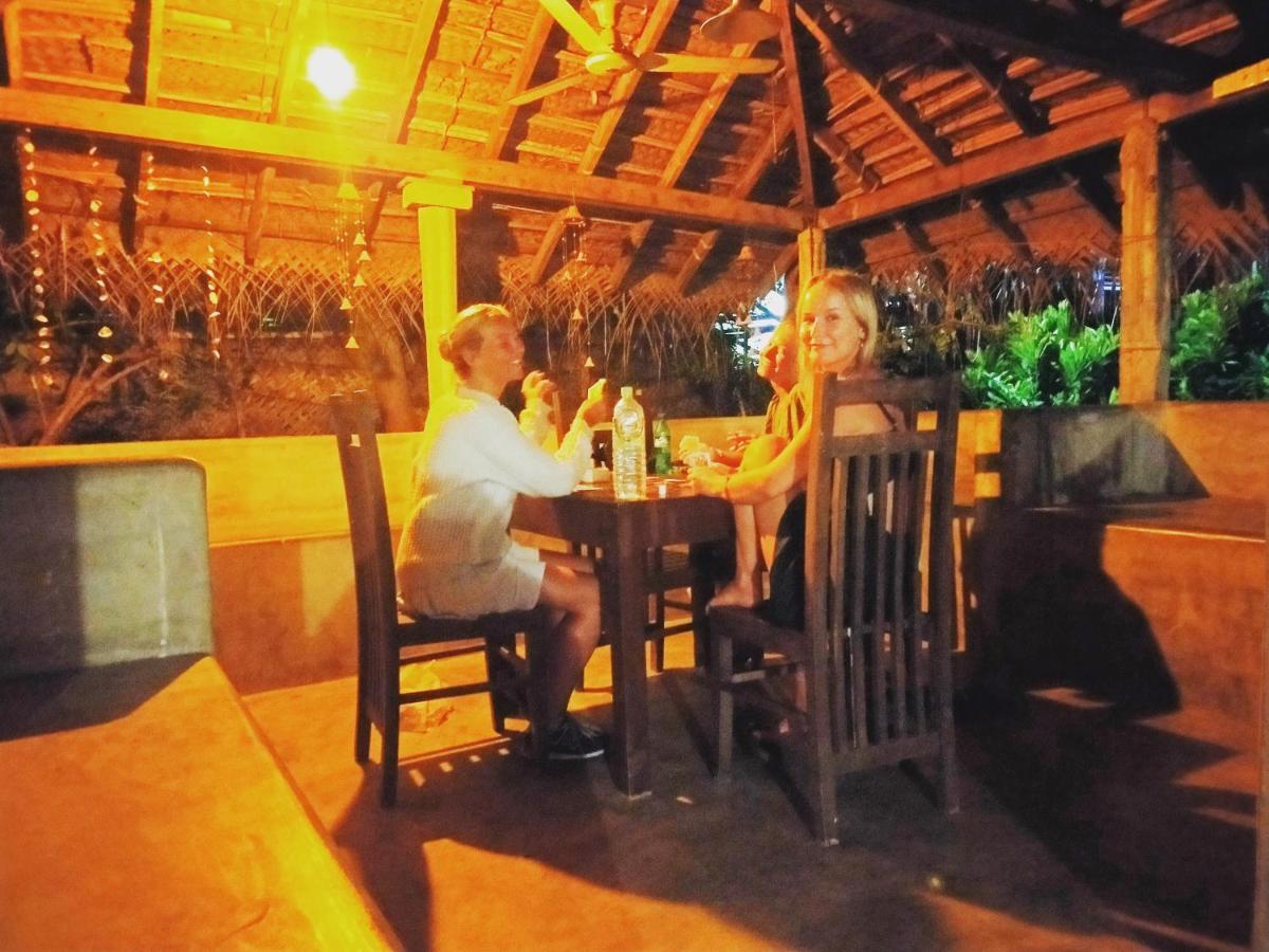 Eastwind Surf Camp Hotel อารูกัมเบย์ ภายนอก รูปภาพ