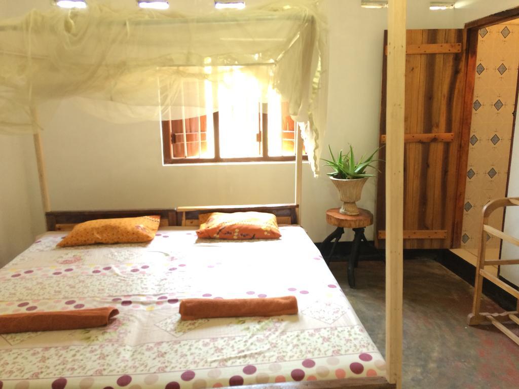 Eastwind Surf Camp Hotel อารูกัมเบย์ ภายนอก รูปภาพ