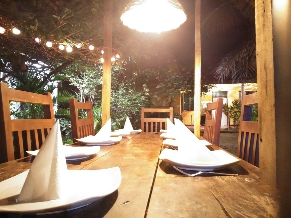 Eastwind Surf Camp Hotel อารูกัมเบย์ ภายนอก รูปภาพ