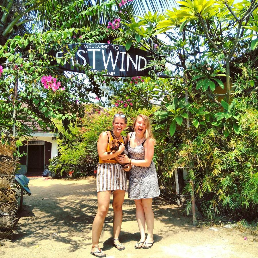 Eastwind Surf Camp Hotel อารูกัมเบย์ ภายนอก รูปภาพ